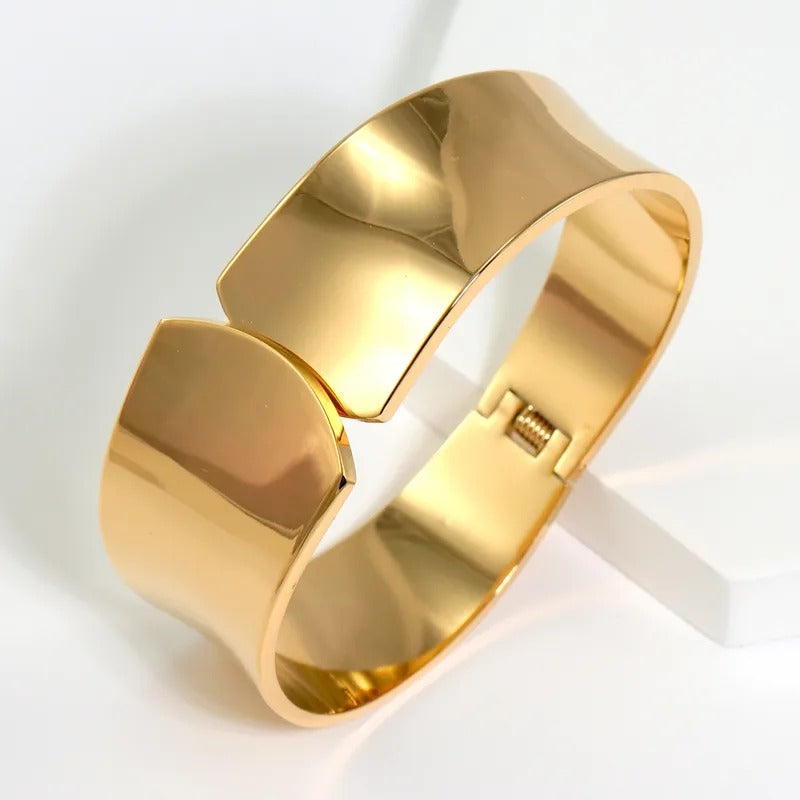Brazalete Altessa (enchapado de oro)