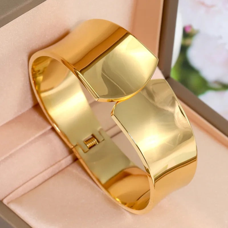 Brazalete Altessa (enchapado de oro)
