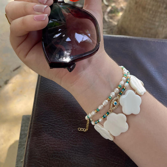 Pulsera flor nácar