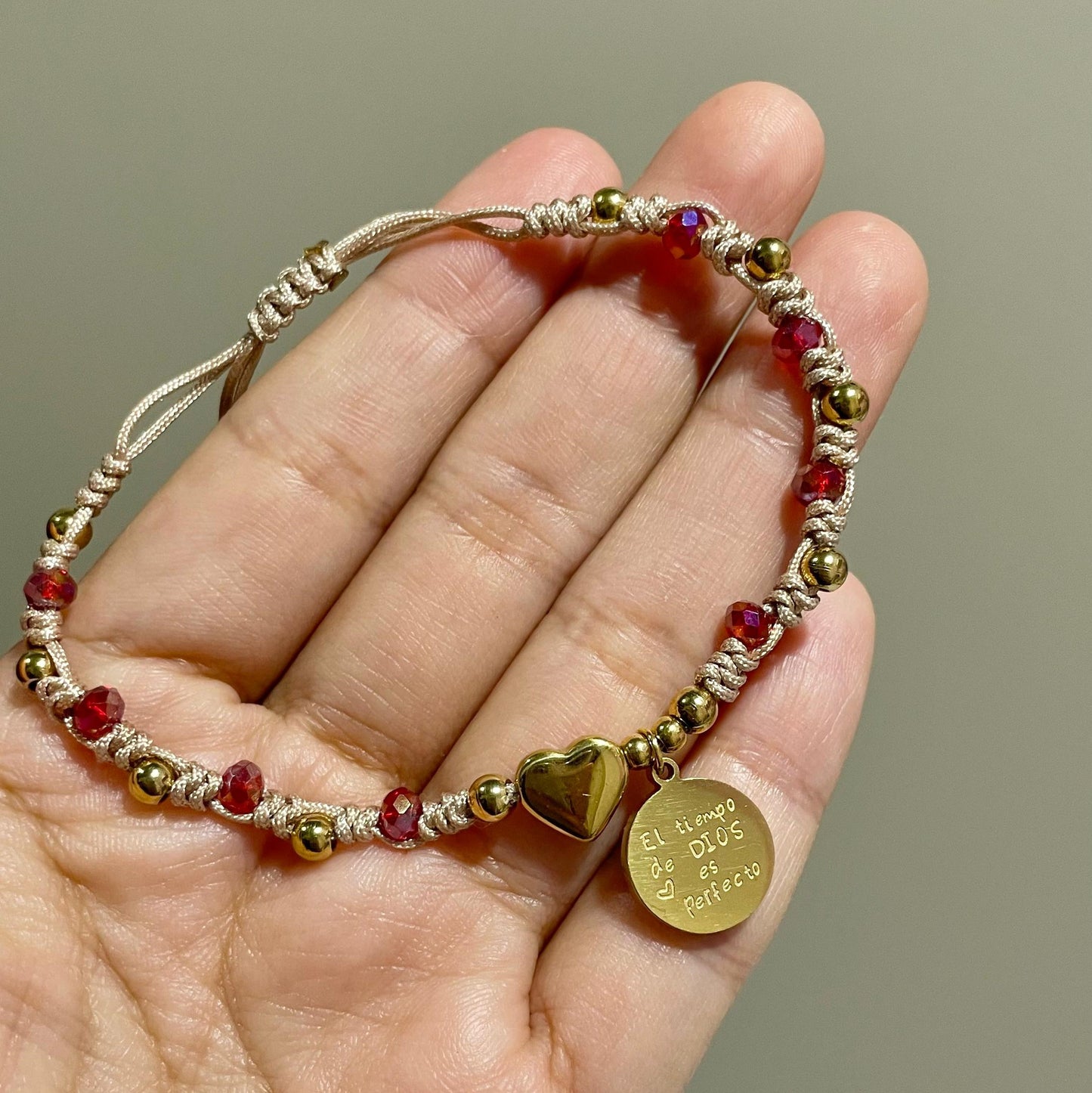 Pulsera Confía (con placa y frase)