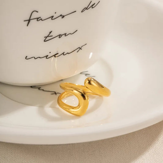 Anillo Atemporal (enchape 18k)
