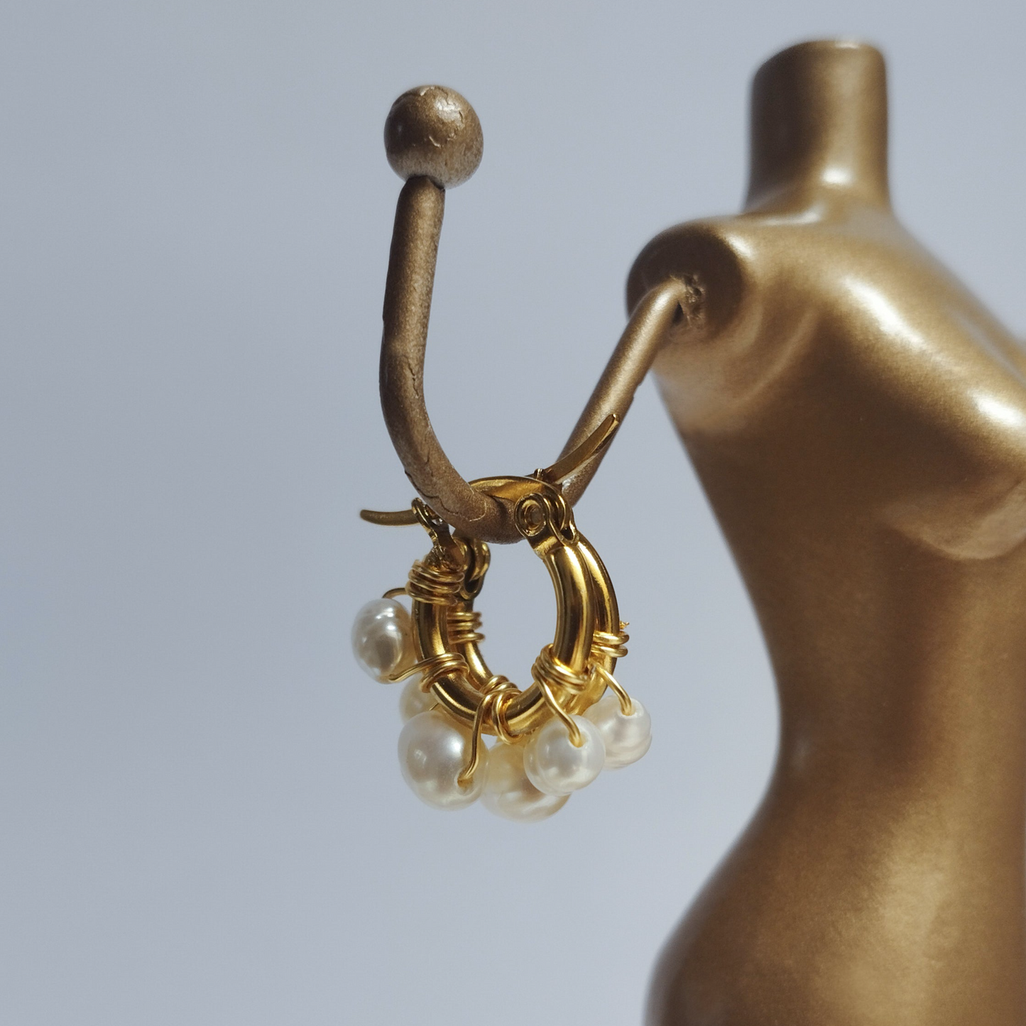 Argollitas mini perlas río